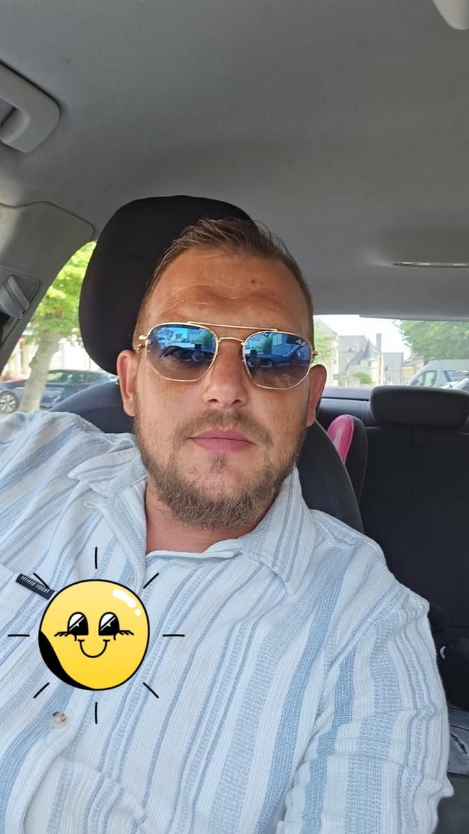 Profil de Victor-manuel